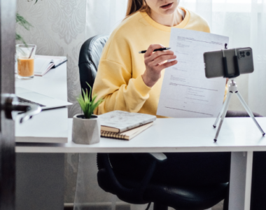 How to Make $3000 a Month with 9 Side Hustles