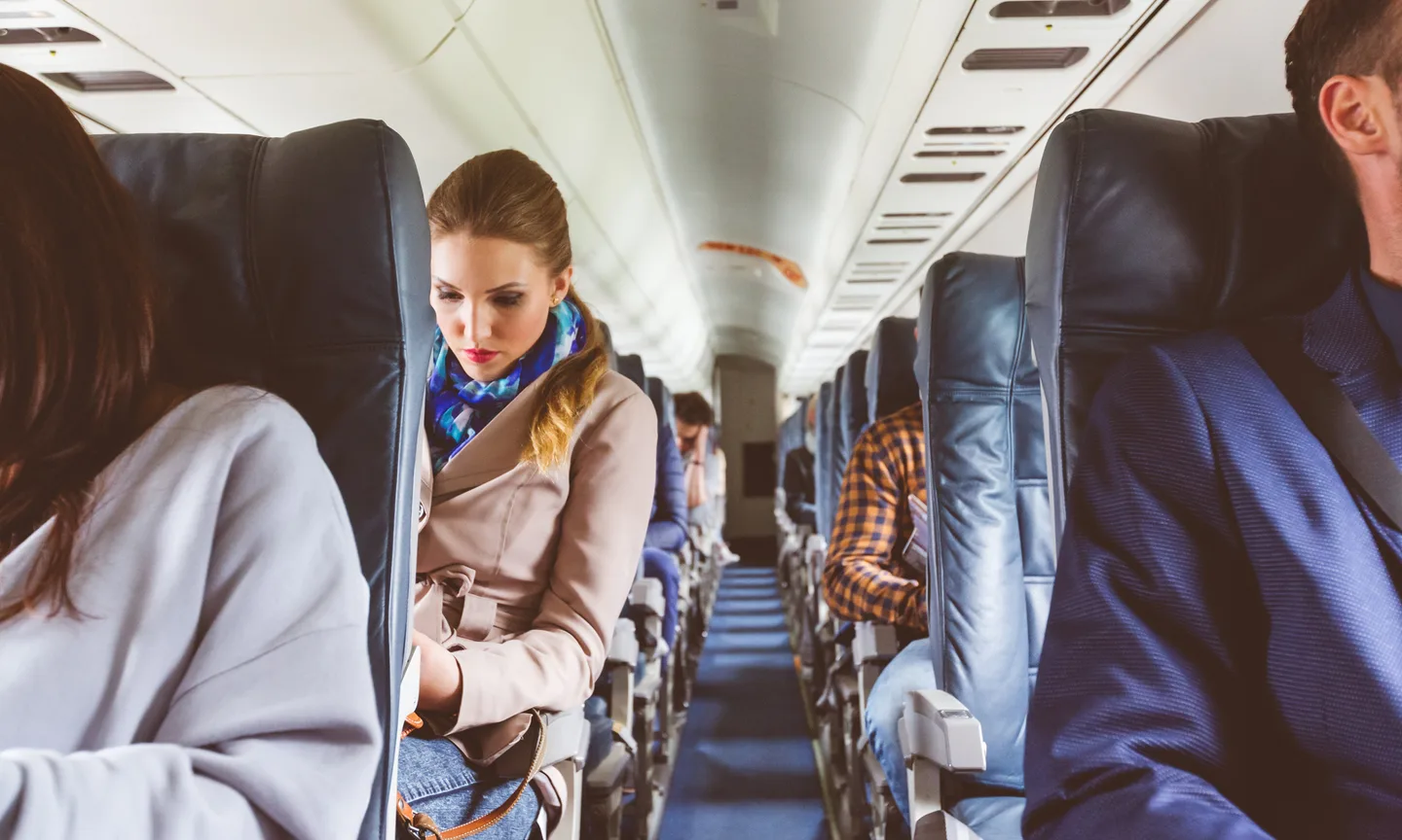Choosing Between Legacy Carriers: Delta Airlines vs. United Airlines, Which One Wins?