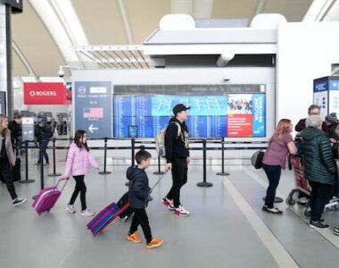 Canadian Resident Return Trips from US Drop in April According to StatsCan Data