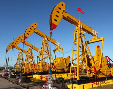 BTC Holds Key Support Brent and WTI Oil Prices Erase Early Gains