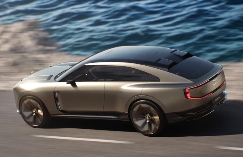 Bentley Electric Vehicle Combines 1930s Design with 2030s Technology