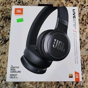 JBL Live 675NC Wireless On-Ear Headphones with Adaptive Noise Cancelling