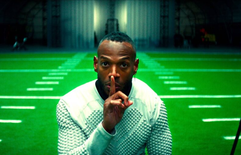Marlon Wayans Scary Movie Cracks Top 3 On Paramount Plus