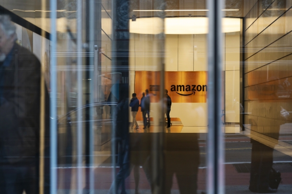 Amazon Job Cuts Implications for Oman Investors and Entrepreneurs