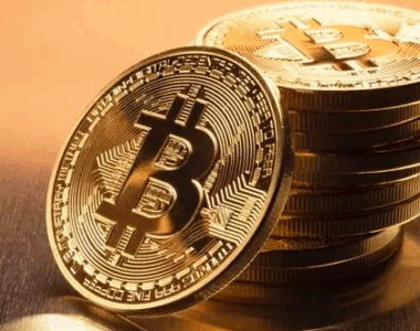 Bitcoin Remains in Pullback Phase Above $108,000, Ethereum Faces Short-Term Support Test at $4,240