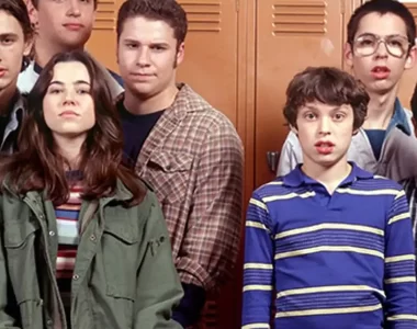 Ultimate 90s TV Series: Top 10 Best Shows of the Decade
