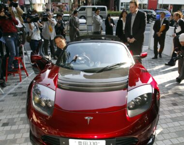 Tesla Roadster Demo Teased by Musk for This Year After 2017 Hype