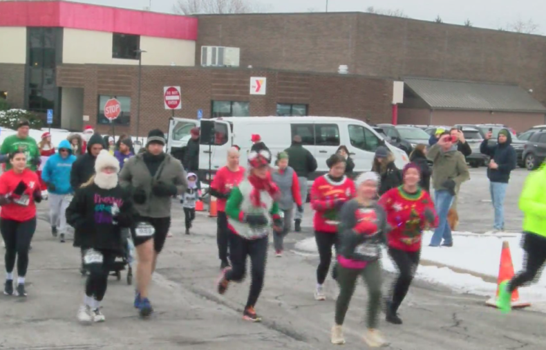 Jingle Bell Jog Kicks Off to Raise Funds for Non-Profit