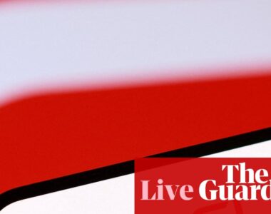 Oracle Shares Slide as Earnings Fail to Ease AI Bubble Fears